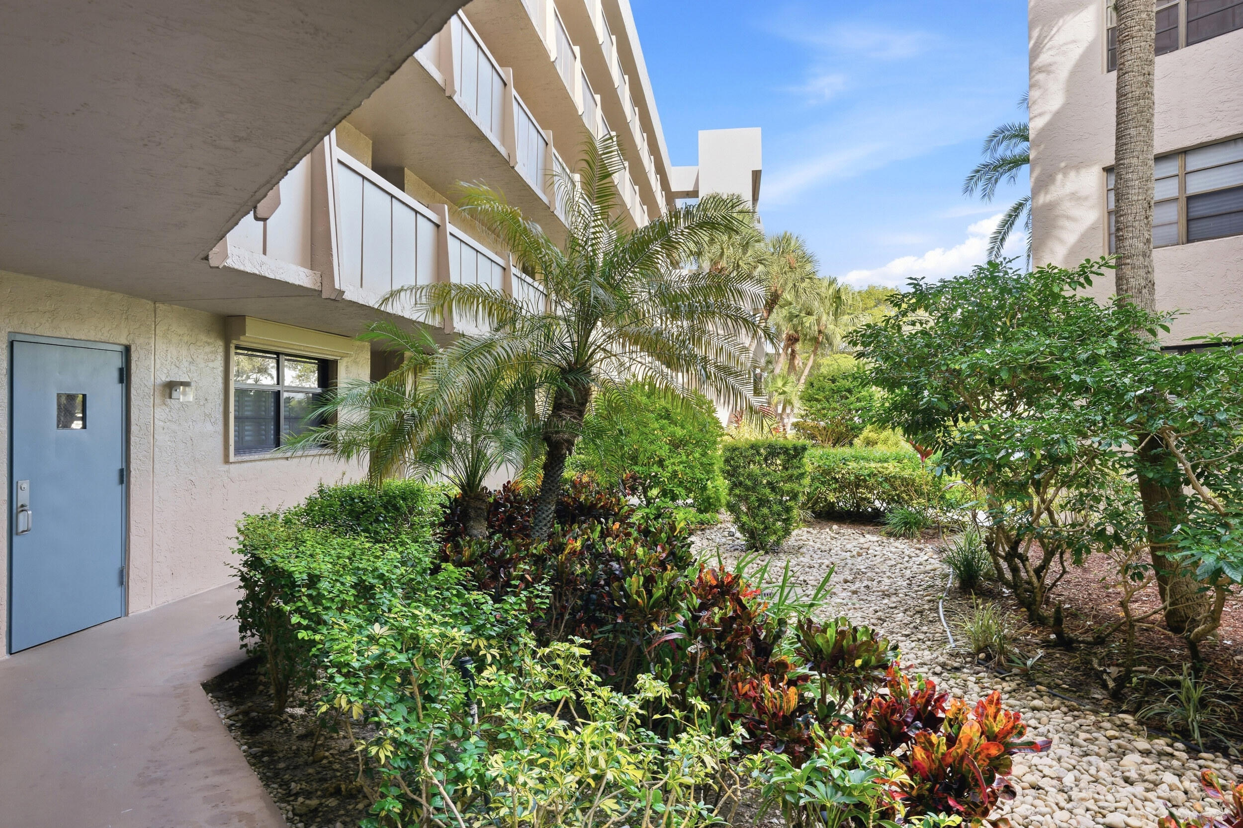 Pembroke Pines photo 5