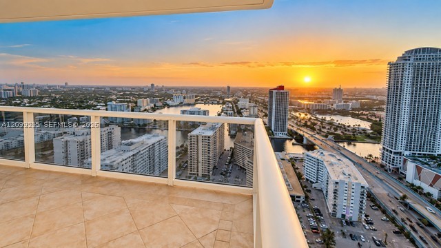 Hallandale Beach photo 2