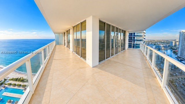 Hallandale Beach photo 5