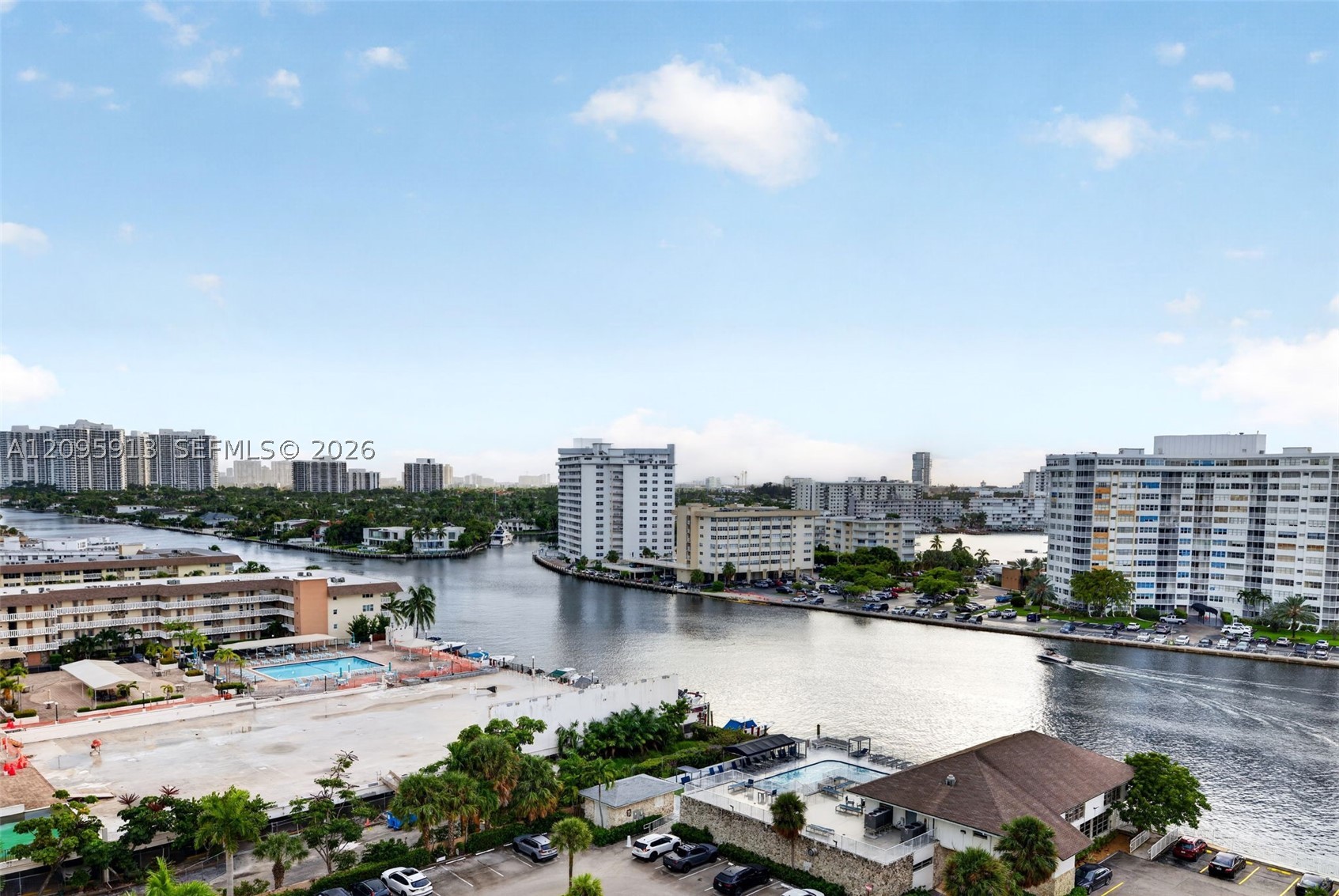 Hallandale Beach photo 2