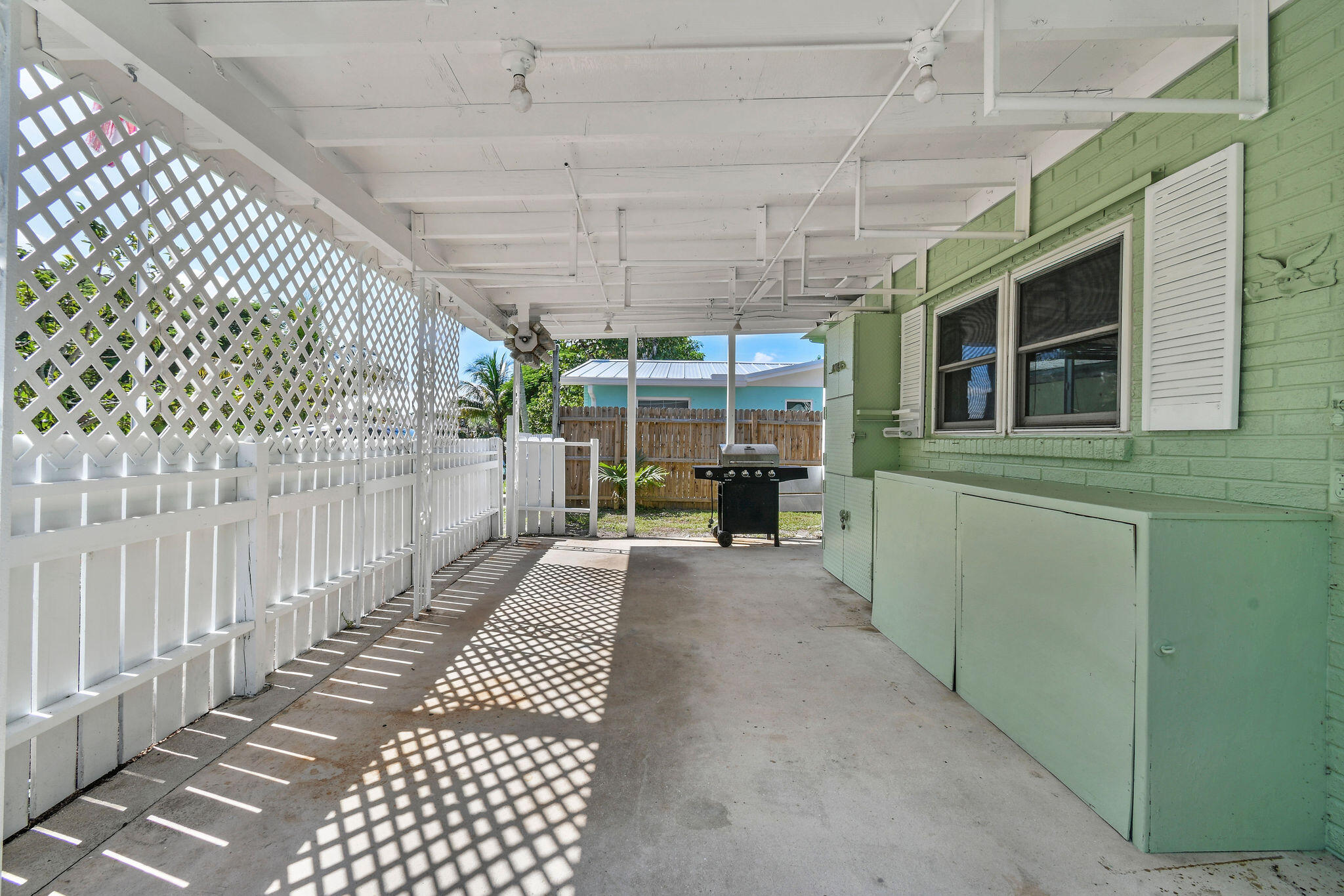 Palm Beach Gardens photo 2