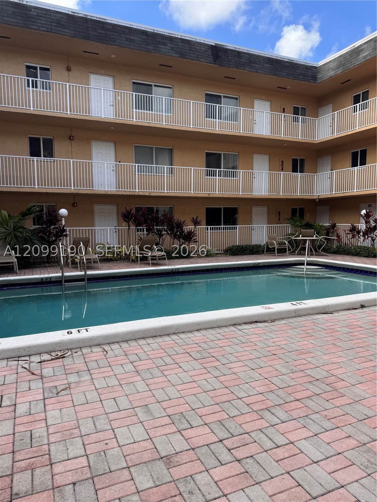 Pembroke Pines photo 4