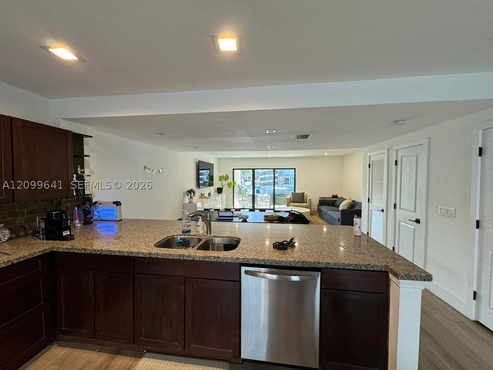 North Miami Beach photo 4