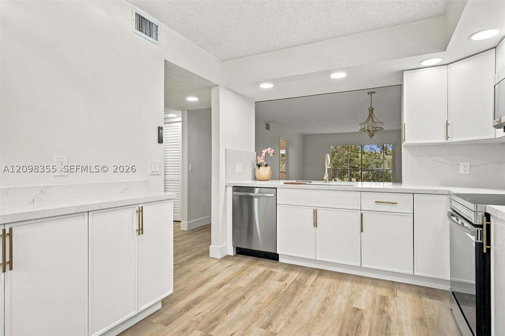 Pembroke Pines photo 4