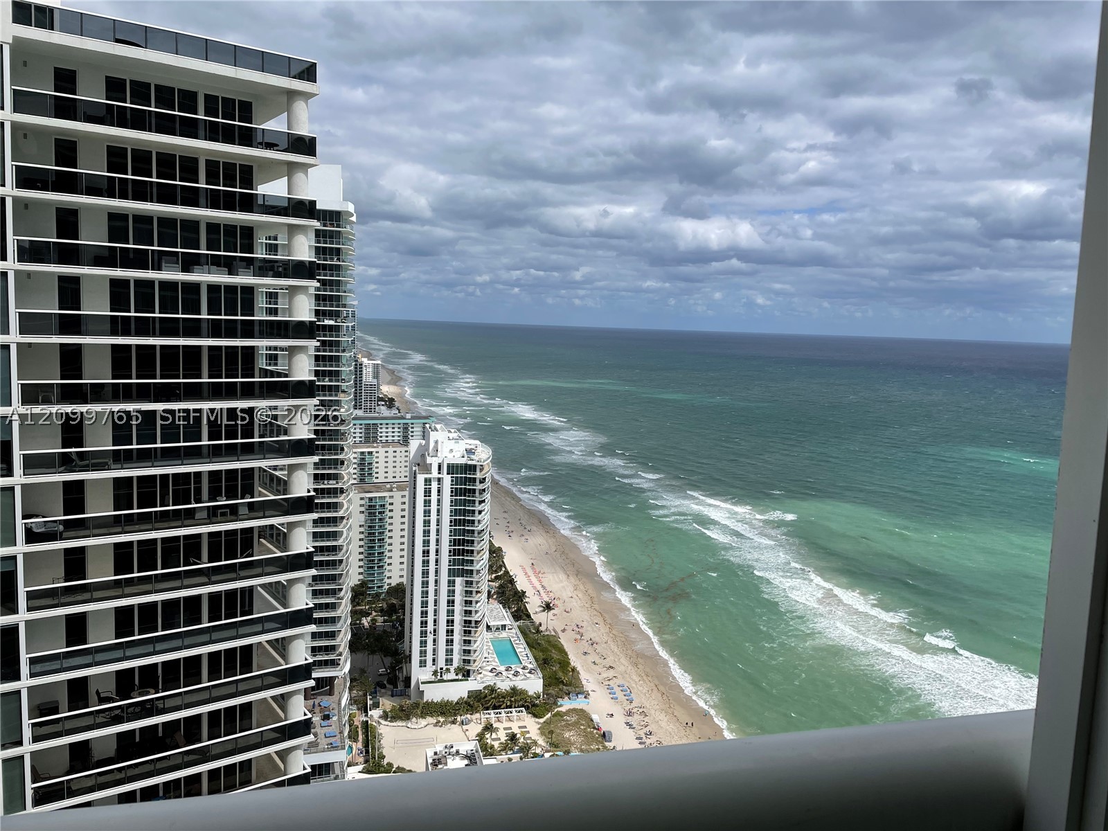 Hallandale Beach photo 2