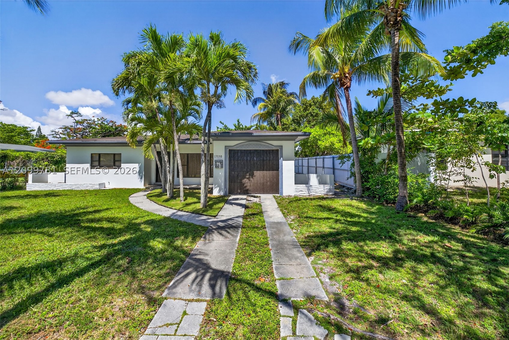 North Miami Beach photo 2