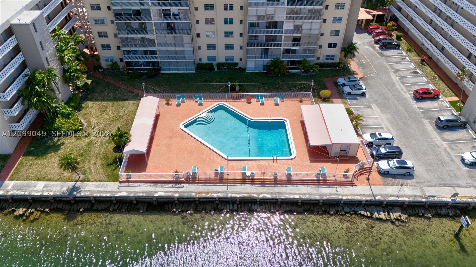 Aventura photo 4