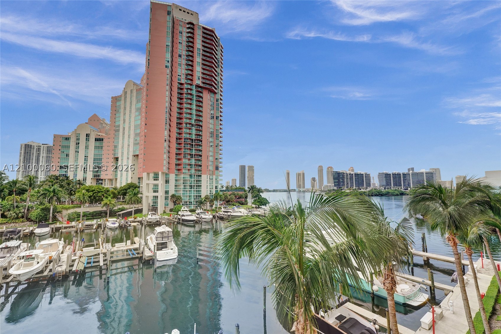 Aventura photo 4