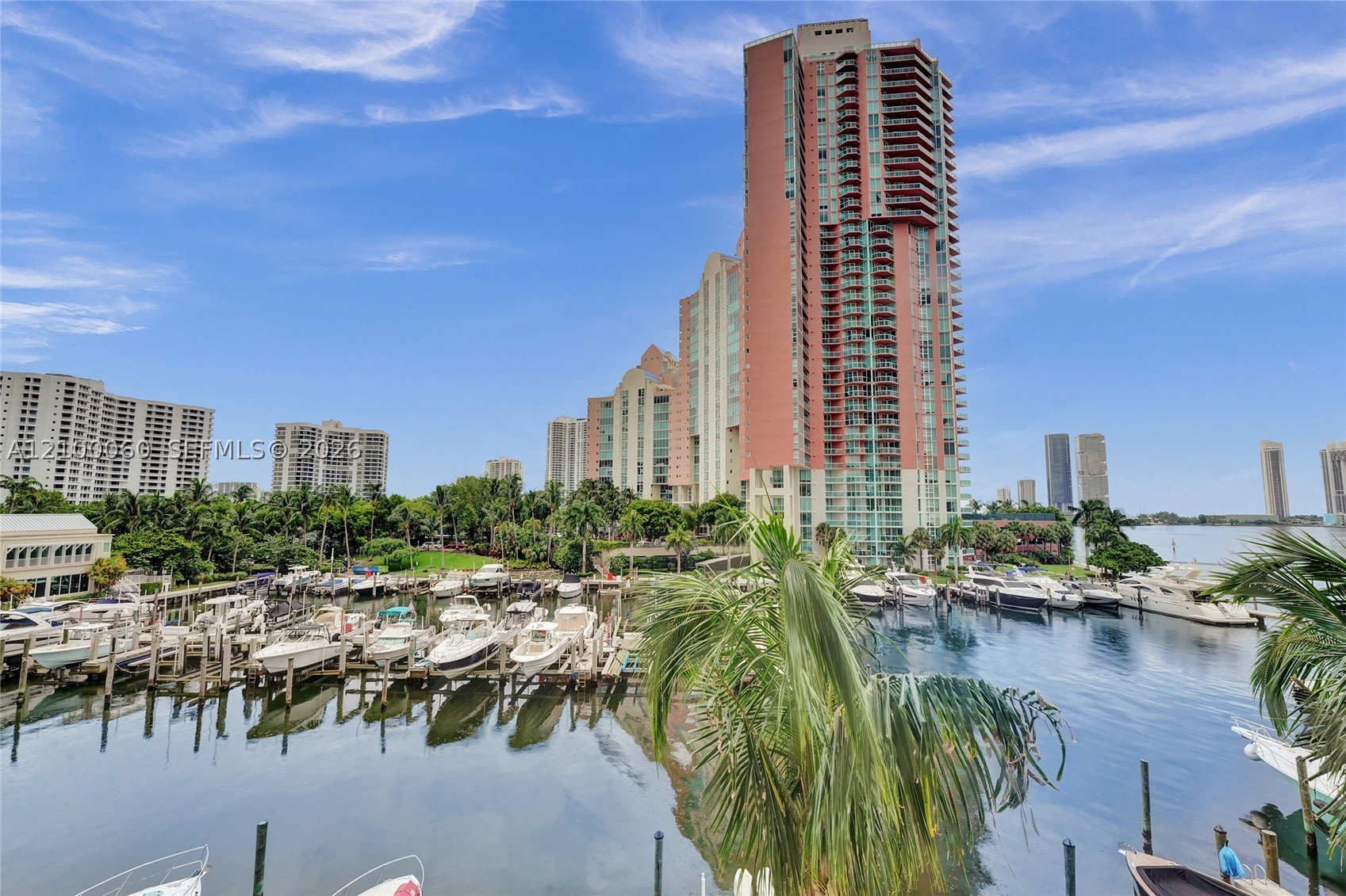 Aventura photo 5