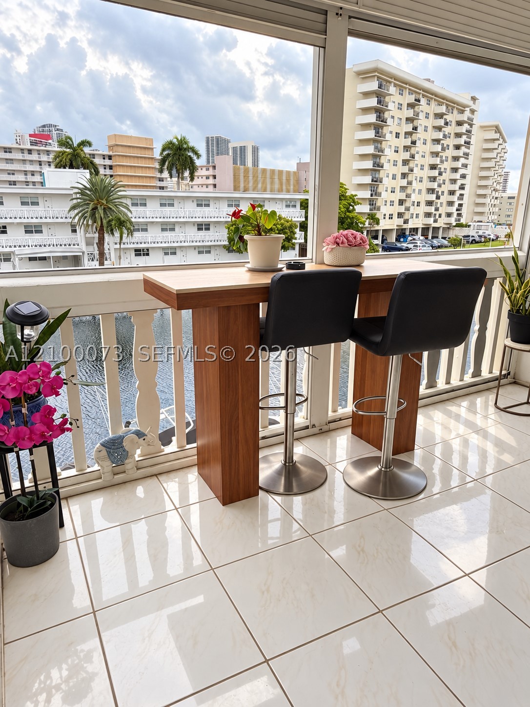 Hallandale Beach photo 3