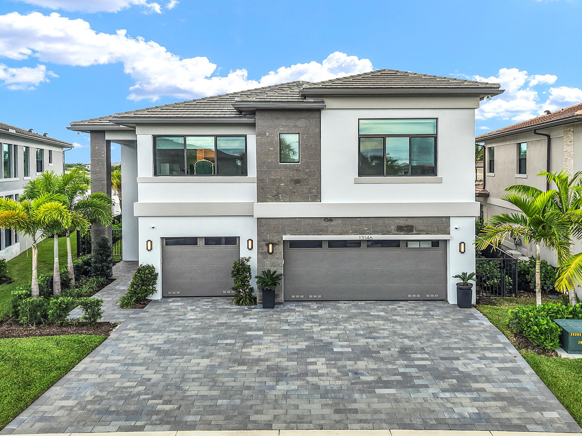 Palm Beach Gardens photo 2