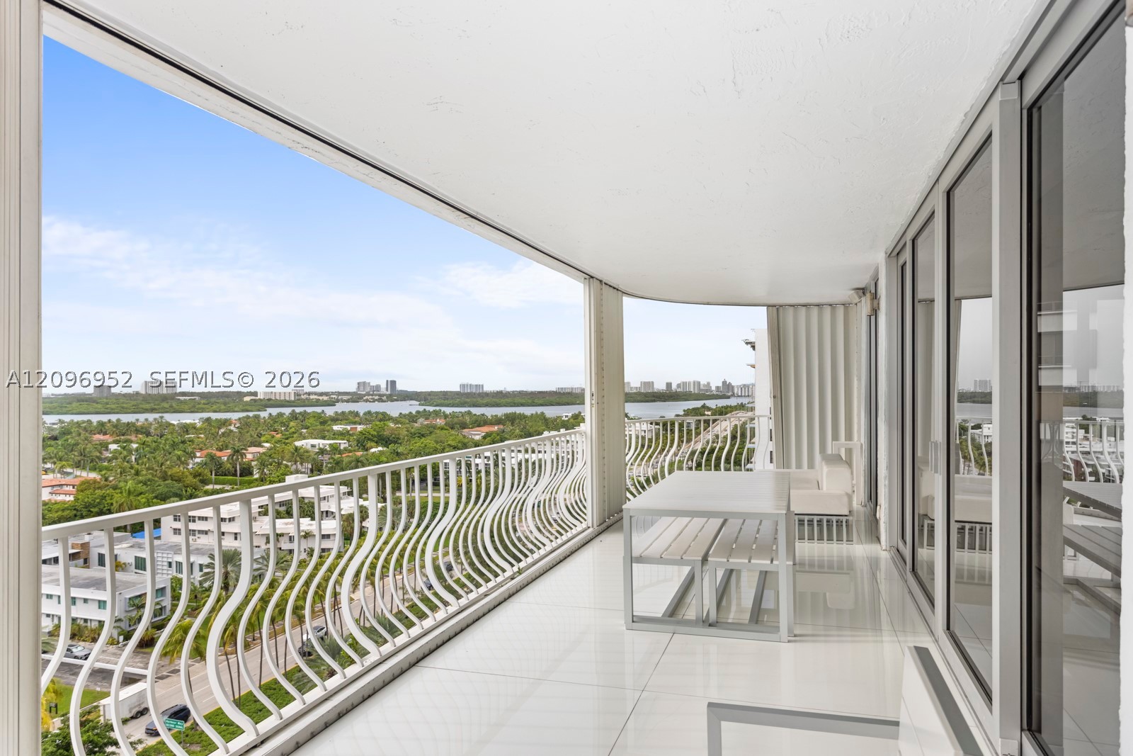 Bal Harbour photo 2
