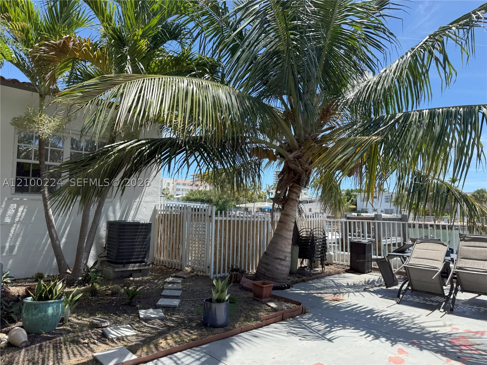 Miami Beach photo 2