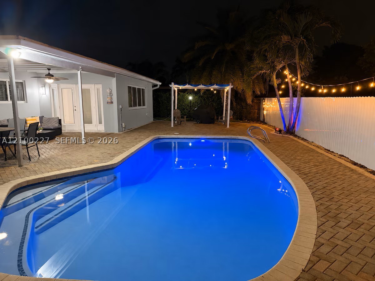 Pembroke Pines photo 3