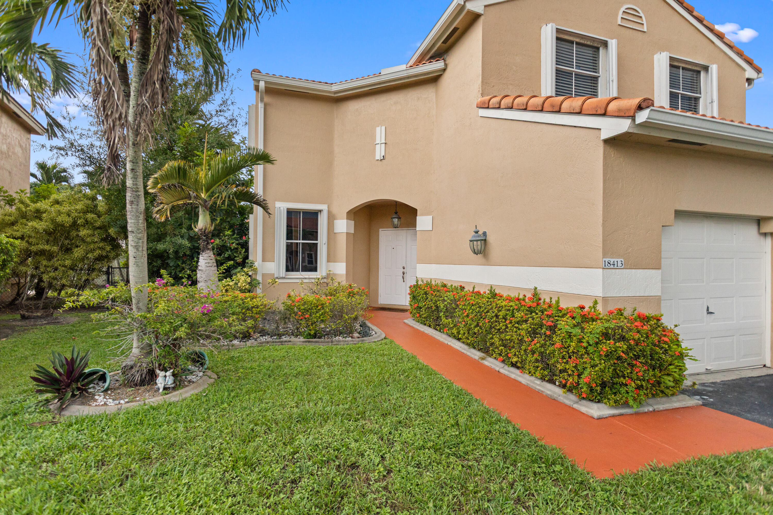 Pembroke Pines photo 5