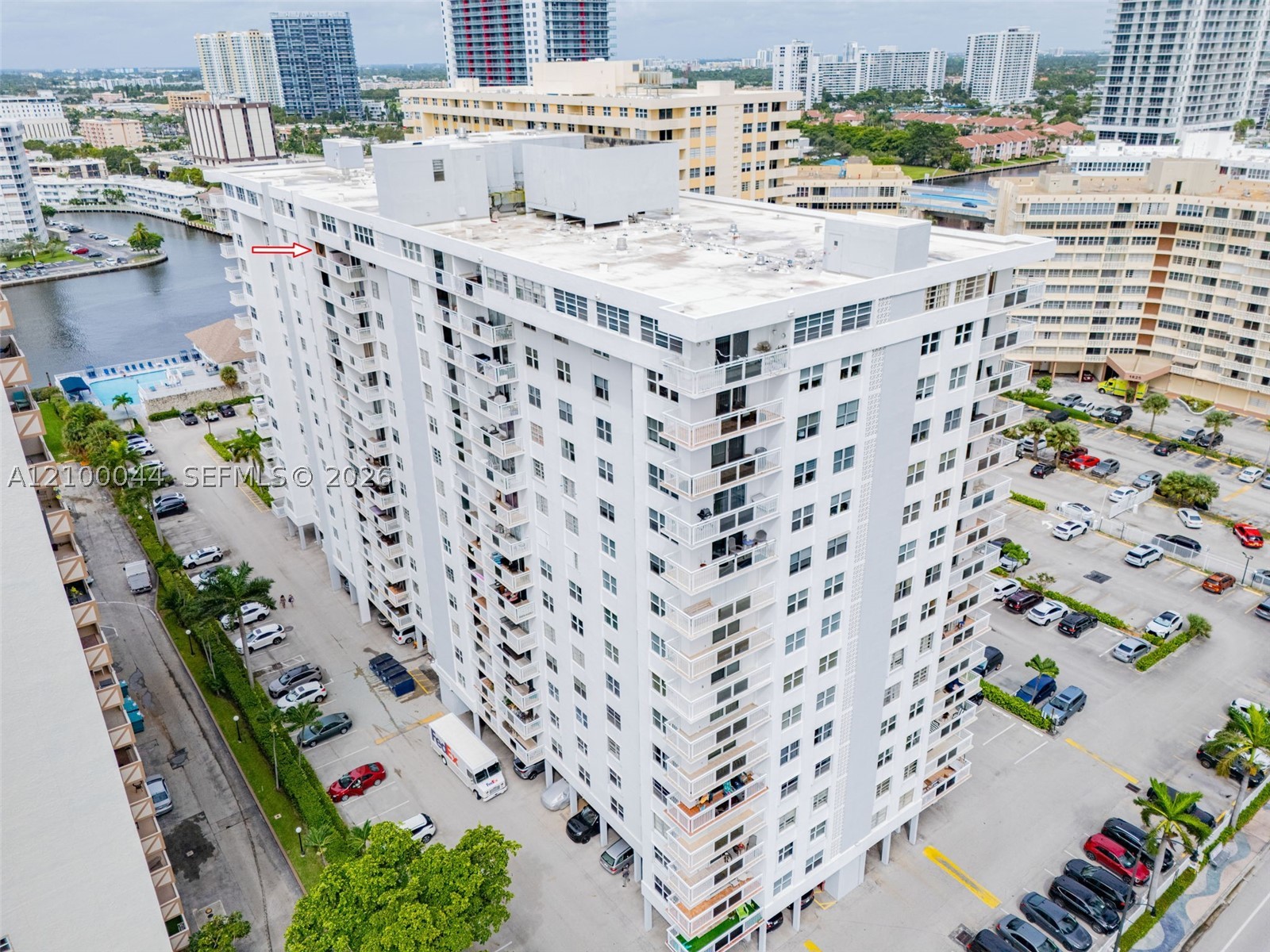 Hallandale Beach photo 2