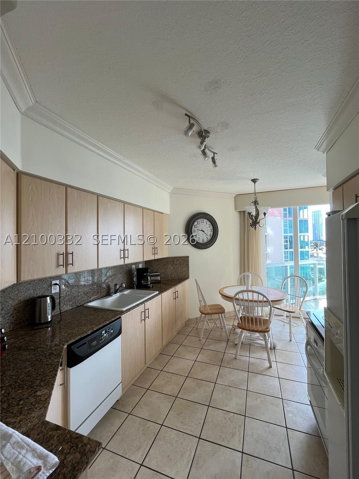 Aventura photo 5