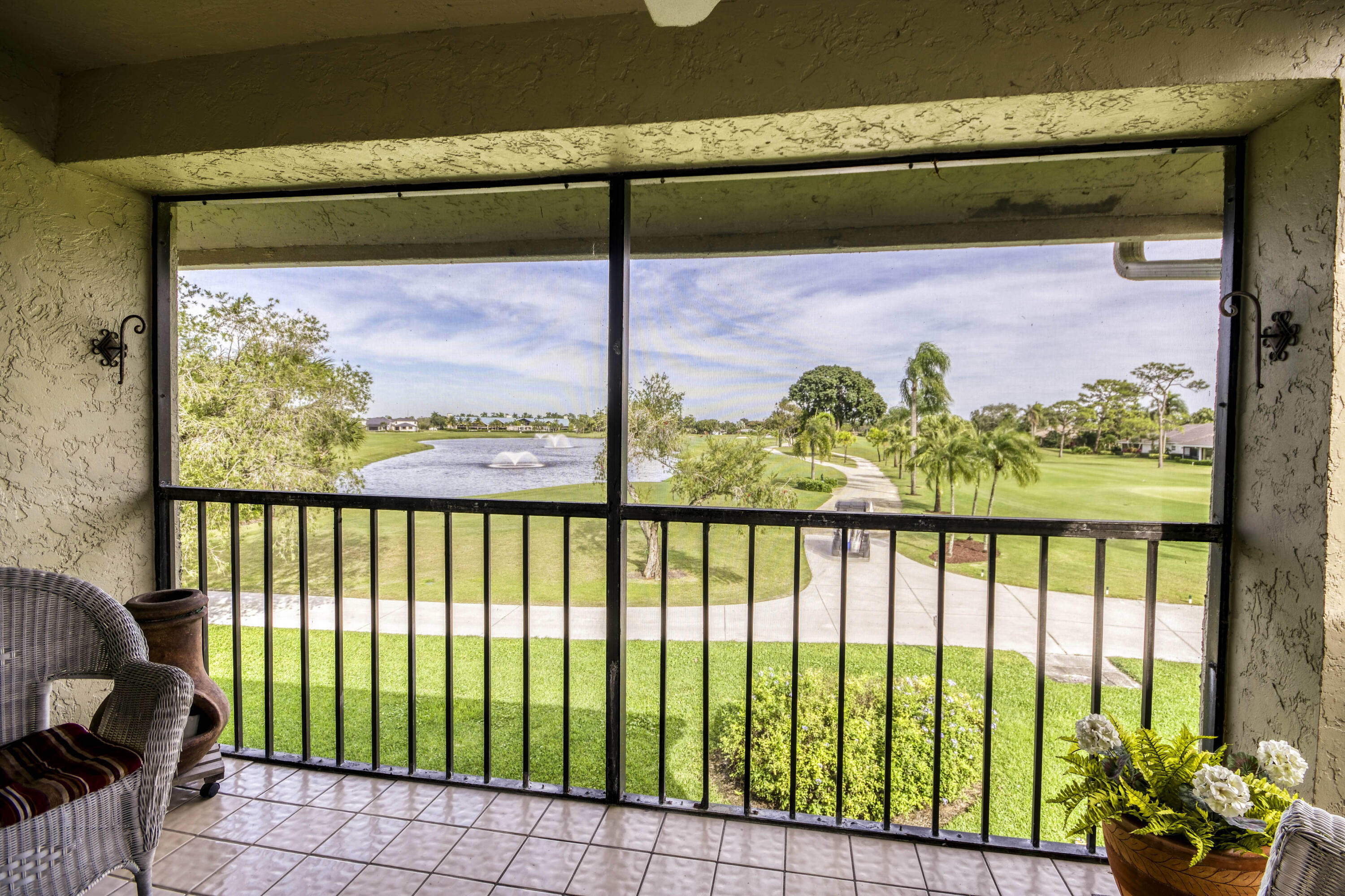 Palm Beach Gardens photo 2