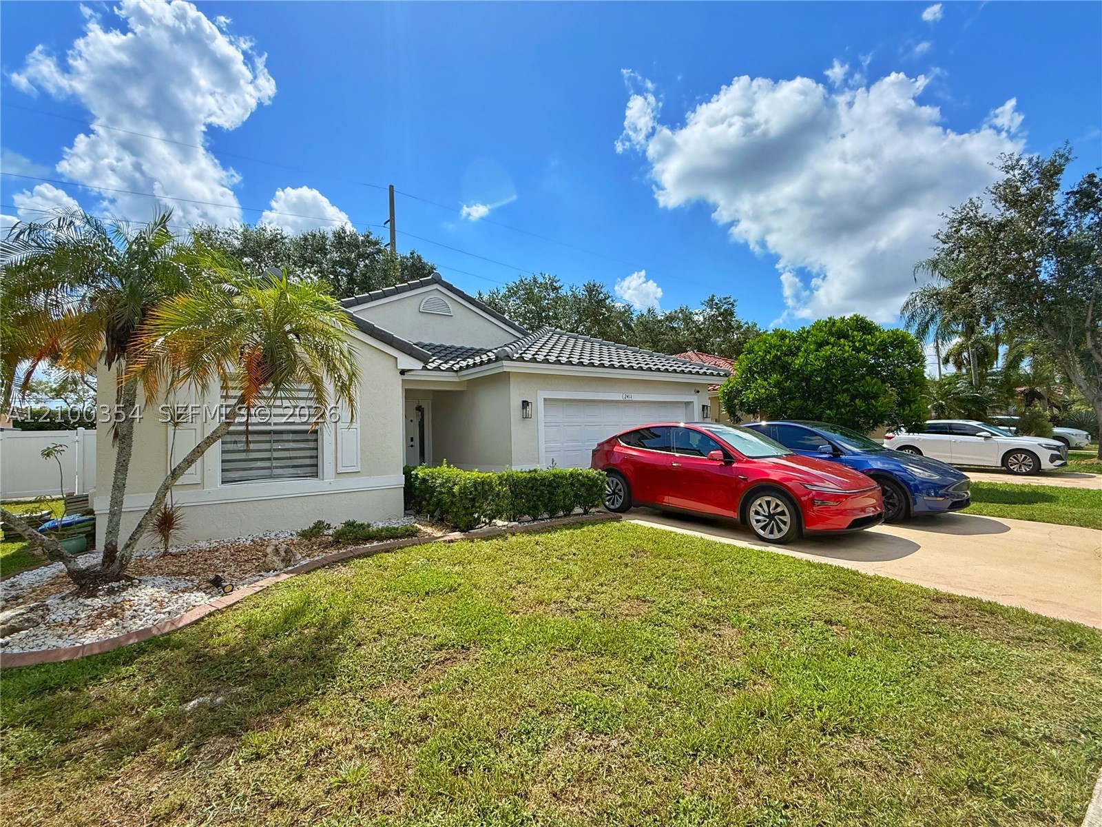 Pembroke Pines photo 4