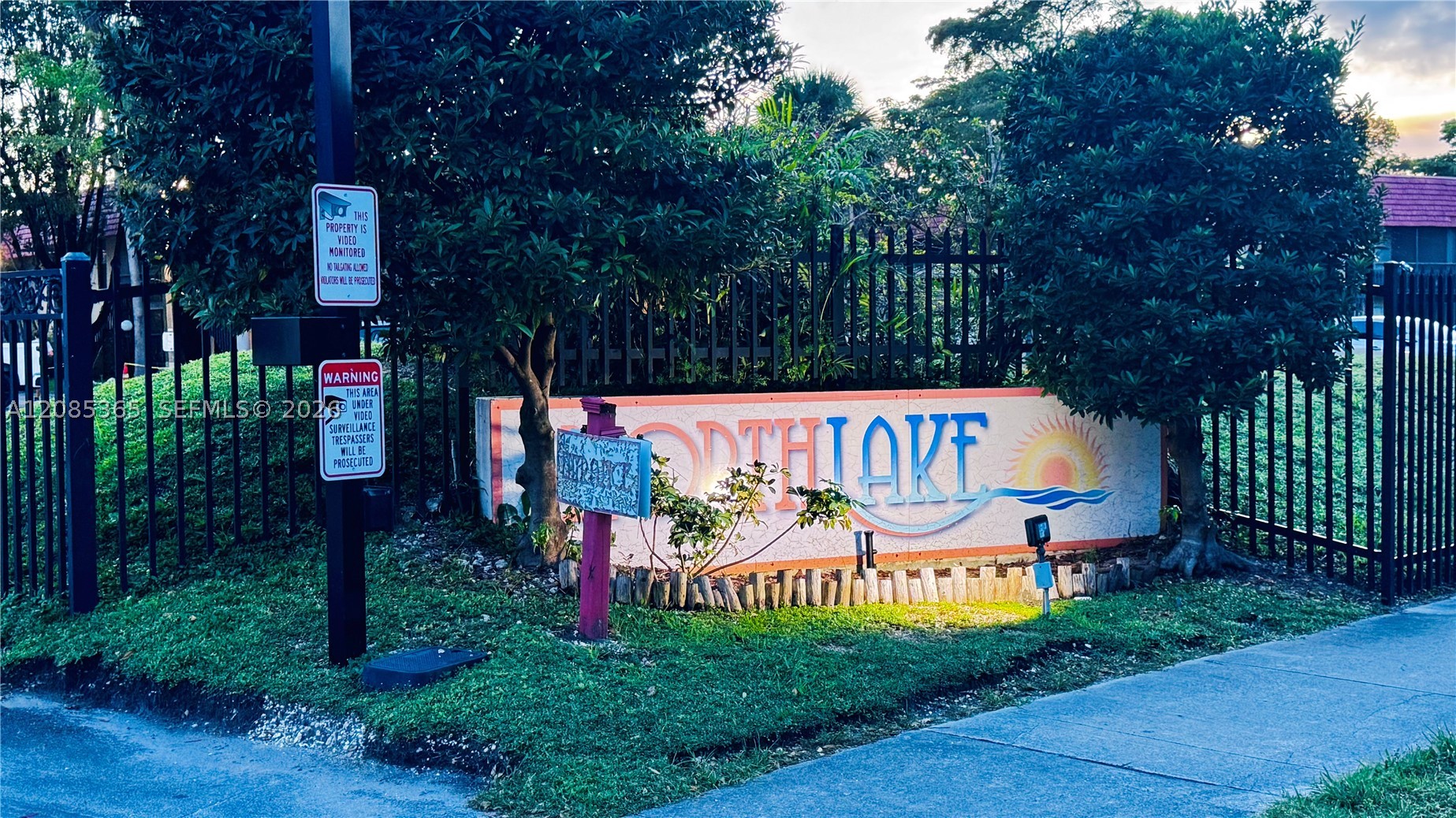 North Miami Beach photo 3