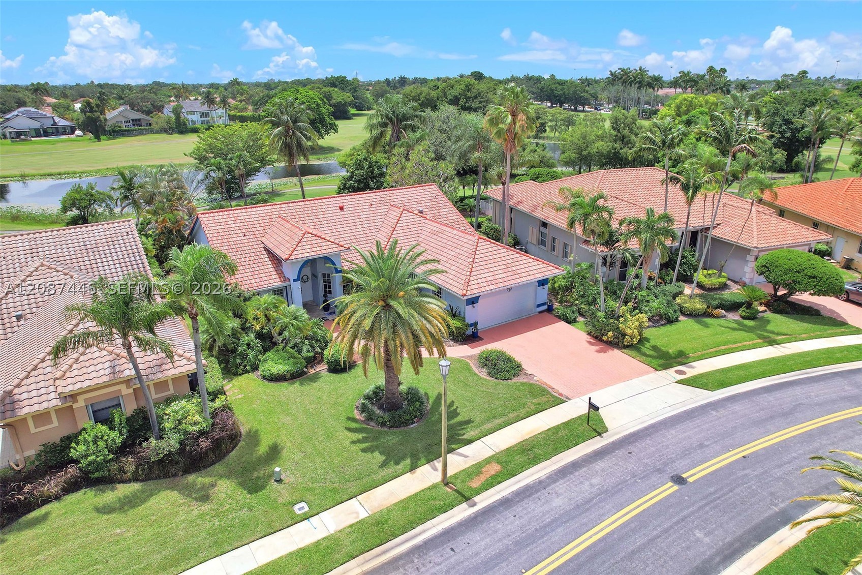 Pembroke Pines photo 2