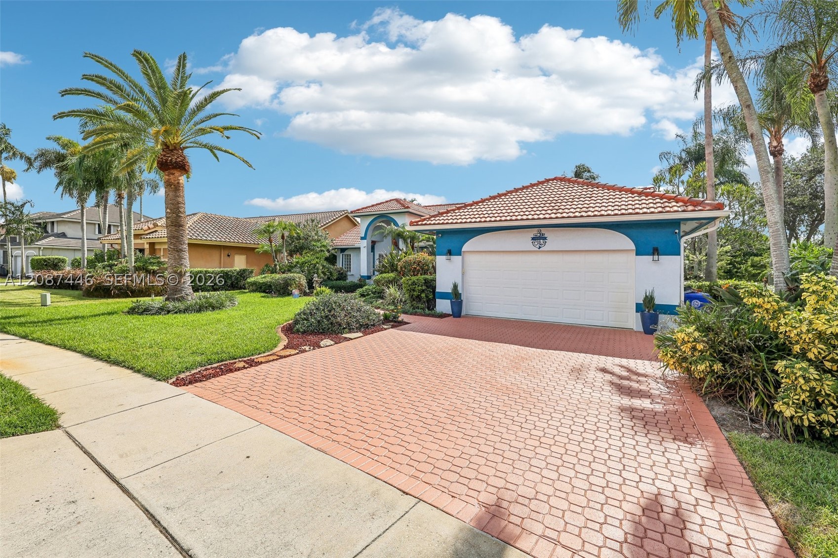 Pembroke Pines photo 4