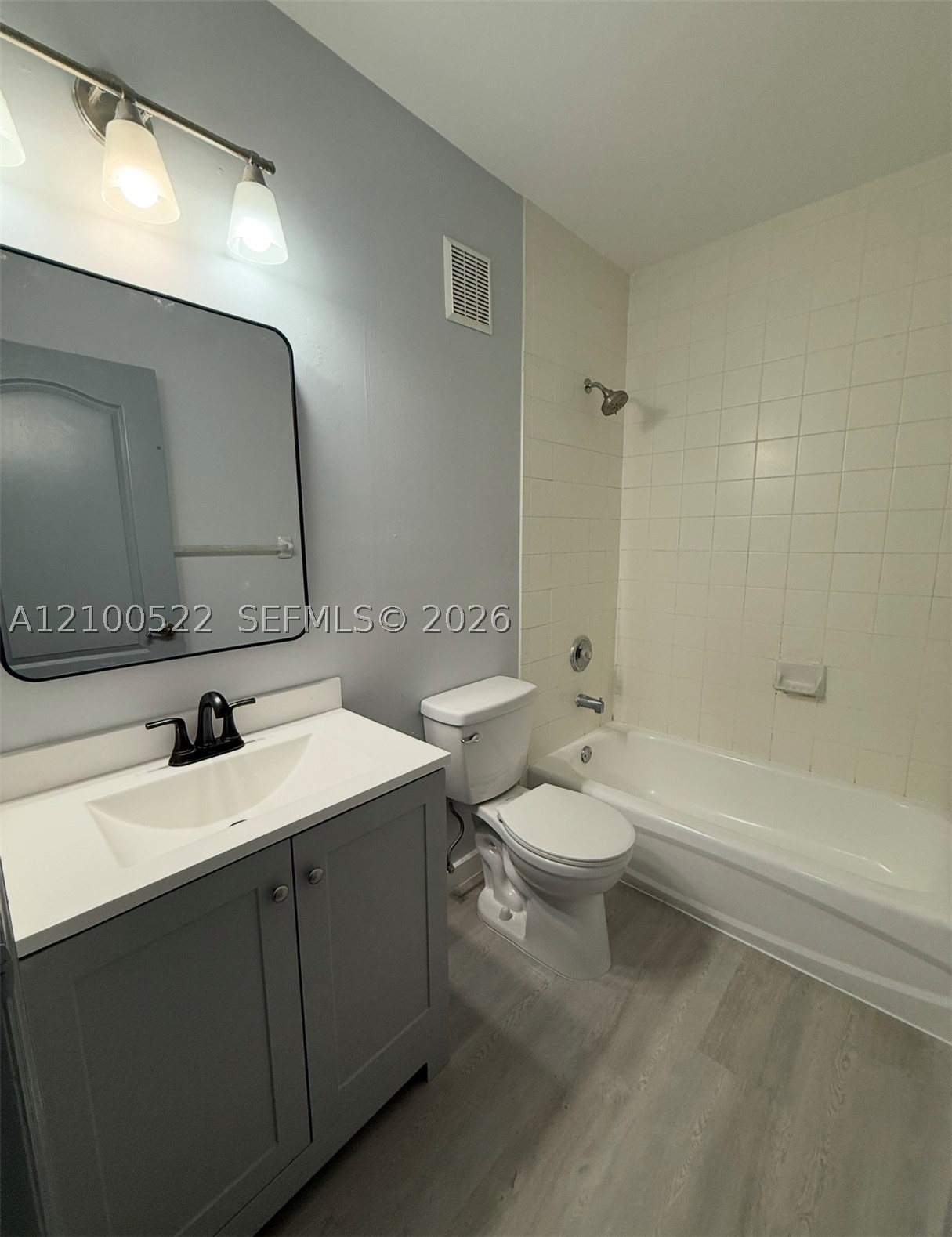 Hialeah photo 5