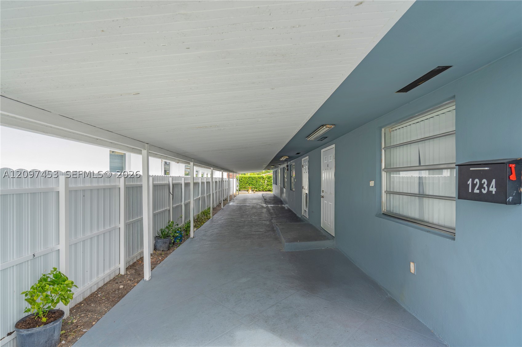 Hialeah photo 3