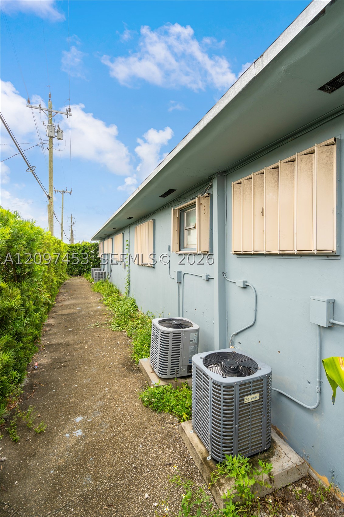 Hialeah photo 5