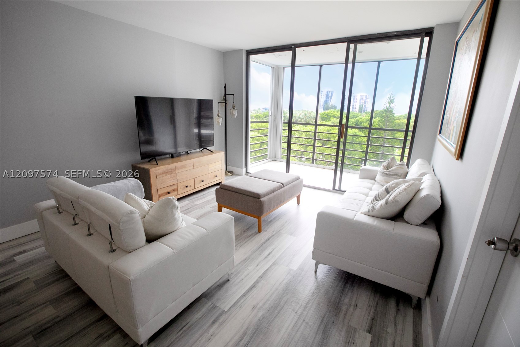 Aventura photo 3