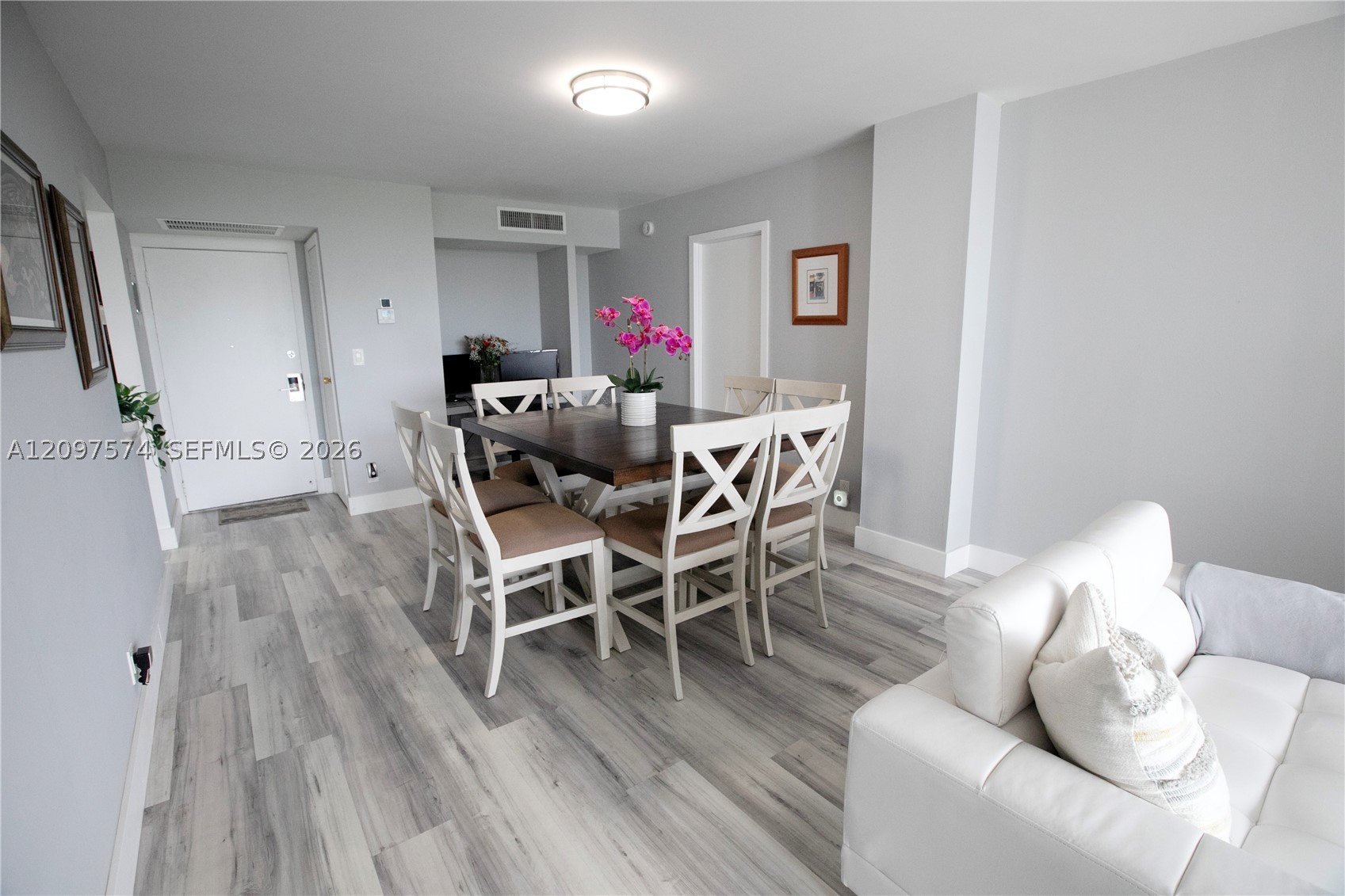 Aventura photo 4