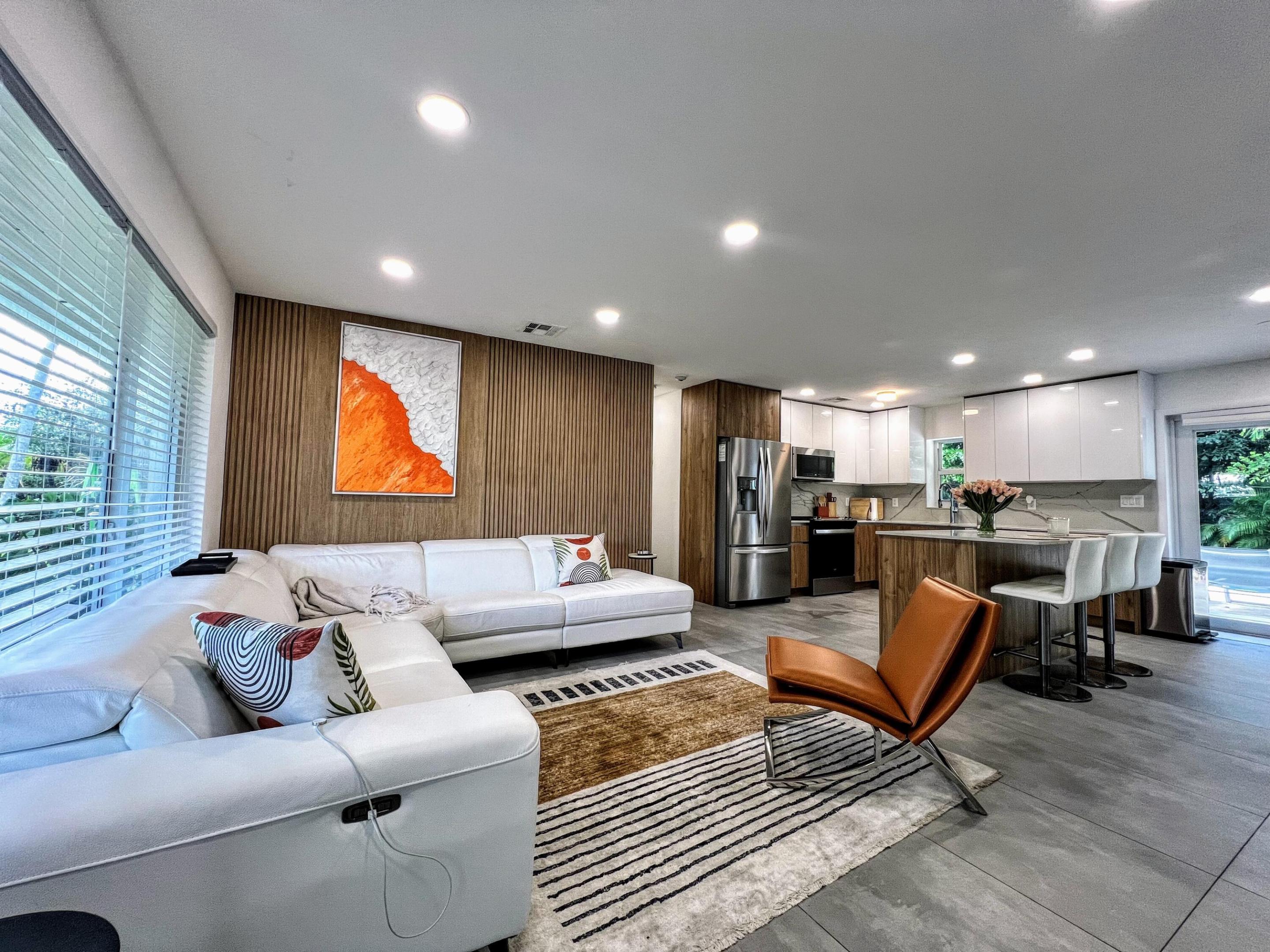 Wilton Manors photo 3