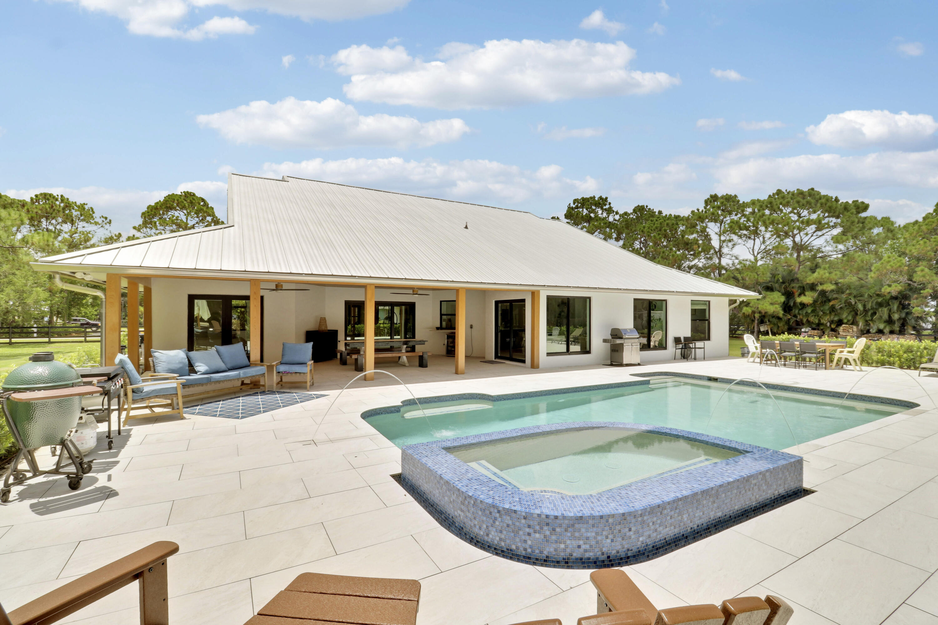 Palm Beach Gardens photo 4