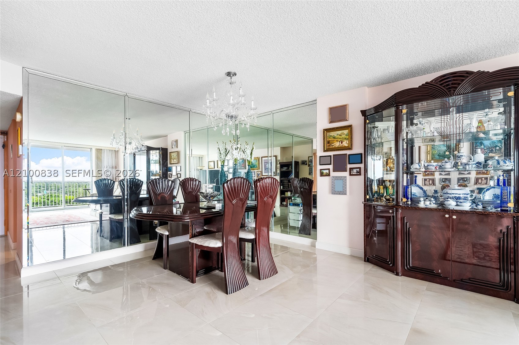 Aventura photo 4