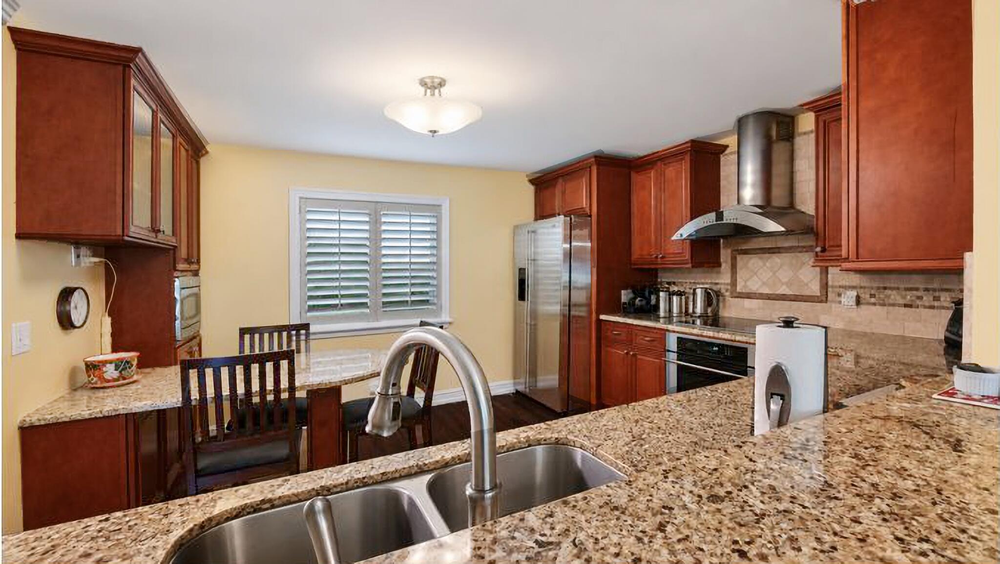 Pembroke Pines photo 3