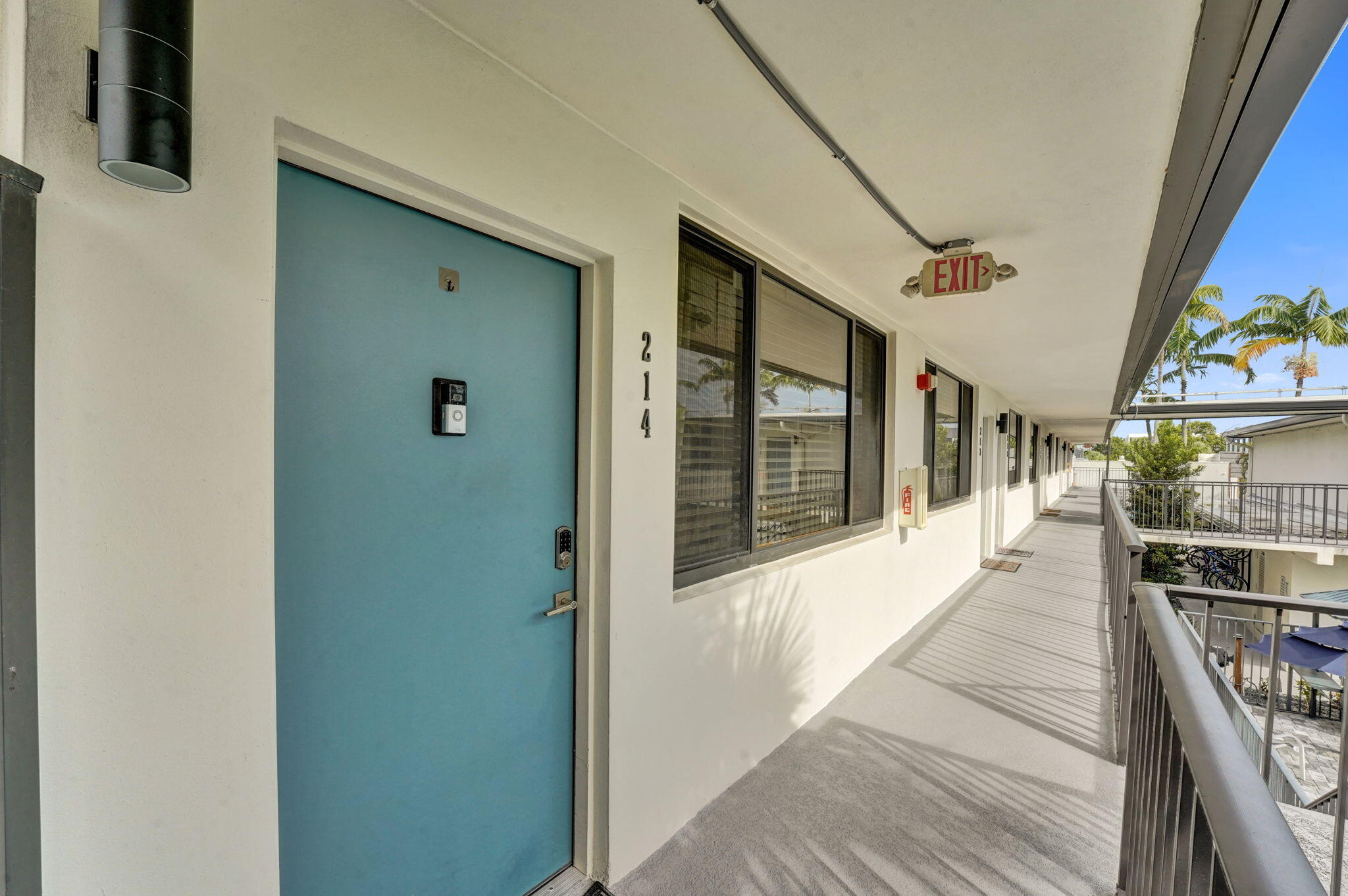 Wilton Manors photo 5
