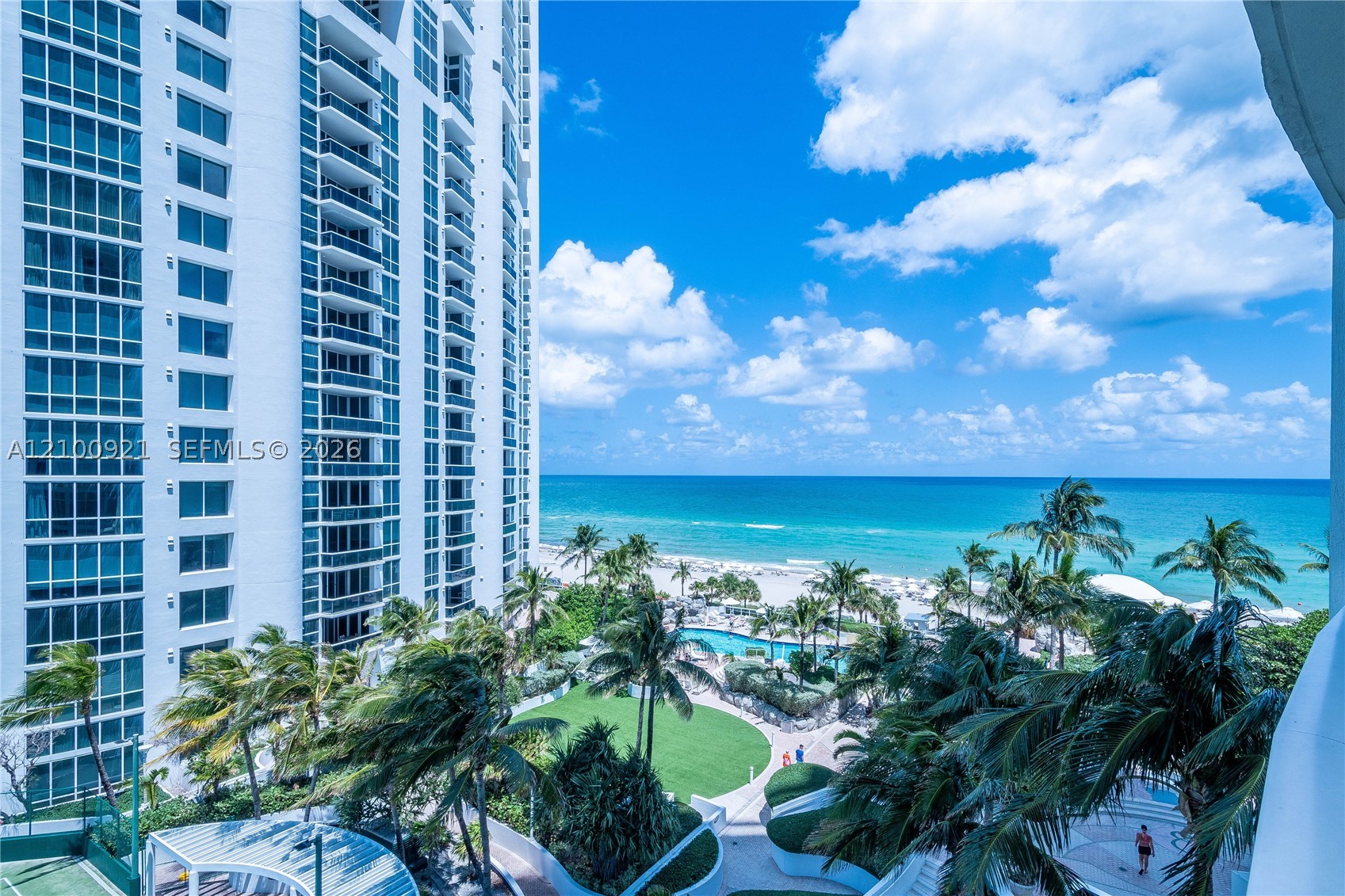 Sunny Isles Beach photo 2