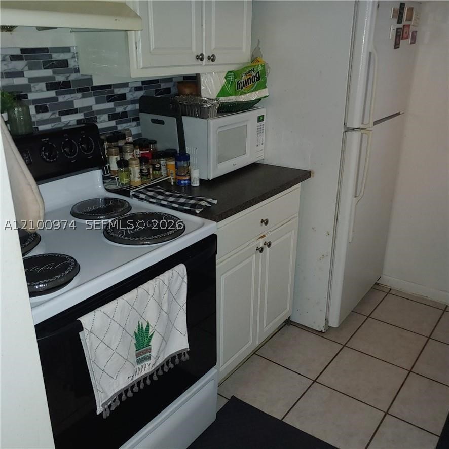 Pembroke Pines photo 4