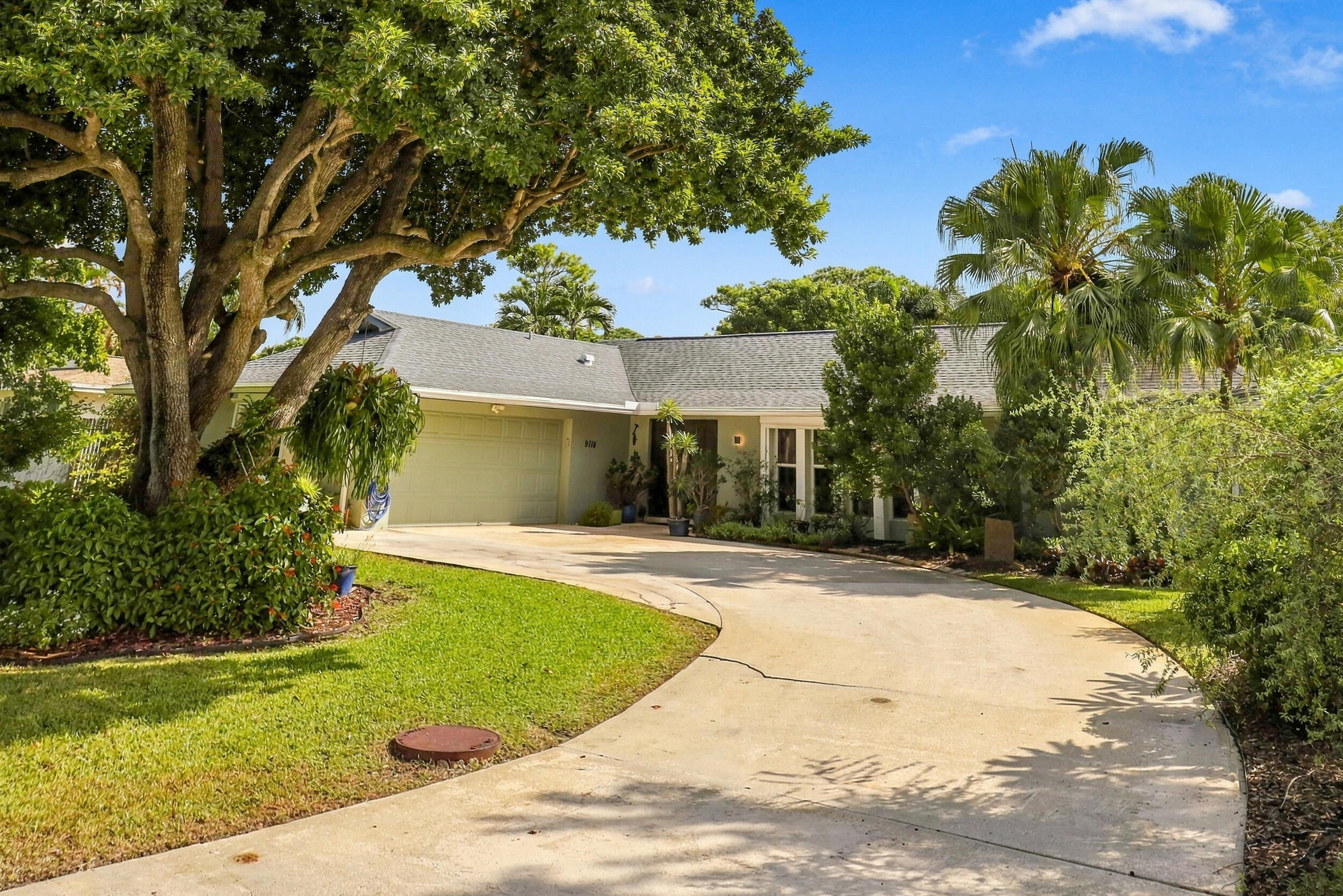 Palm Beach Gardens photo 4