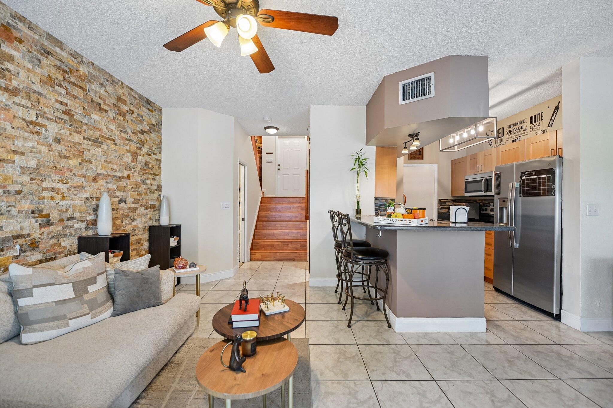 Pembroke Pines photo 5