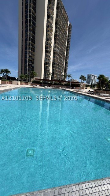 Aventura photo 2