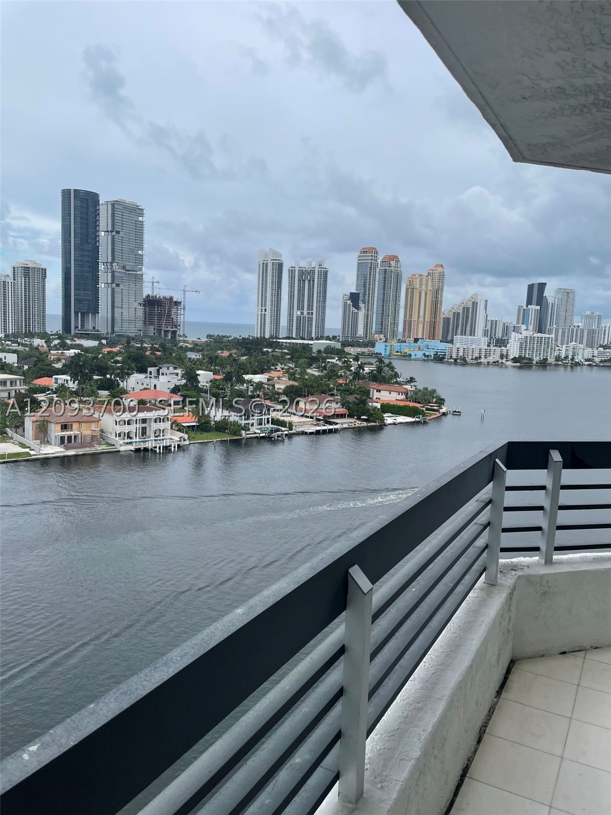 Aventura photo 3