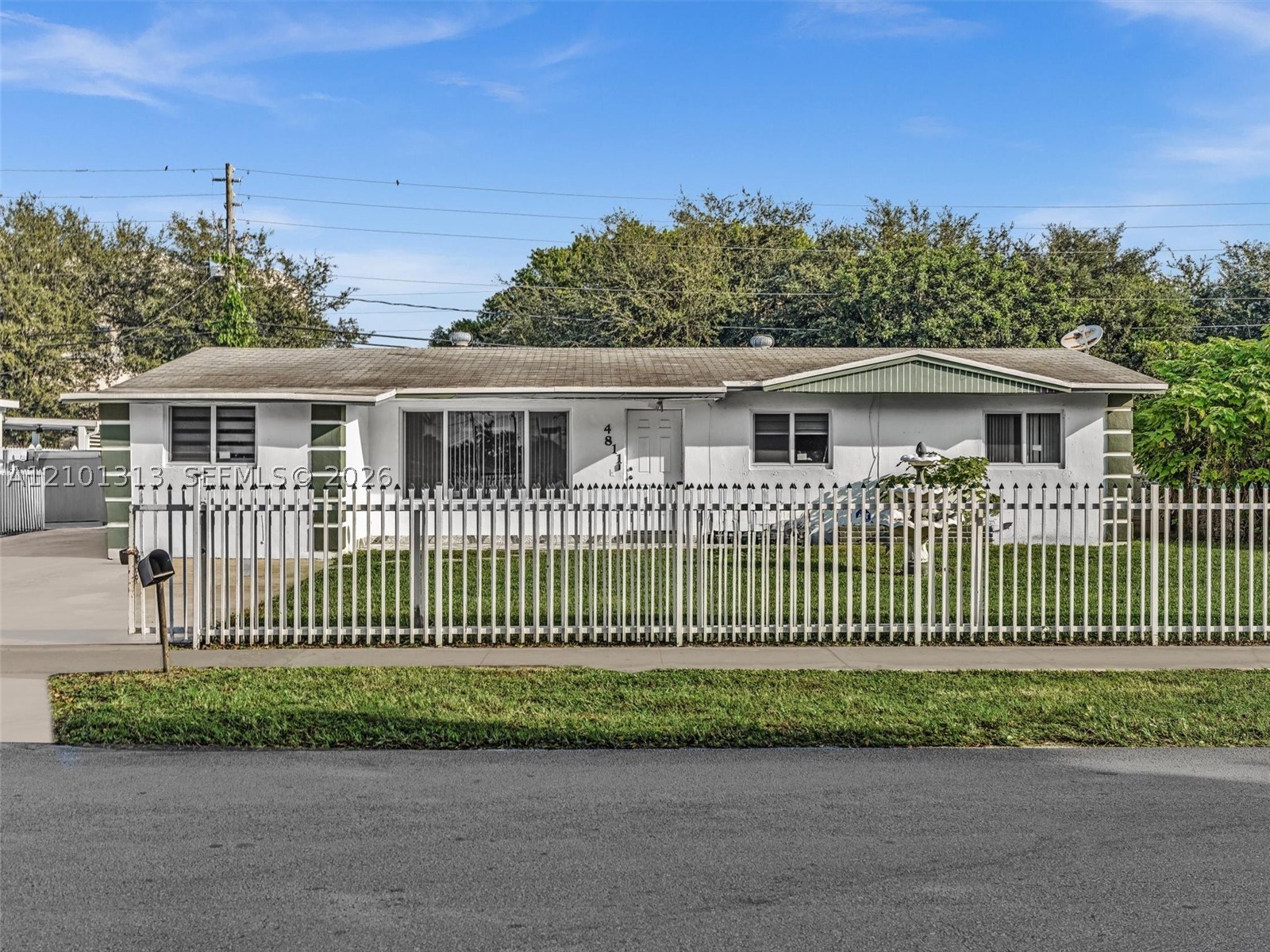 Miami Gardens photo 2