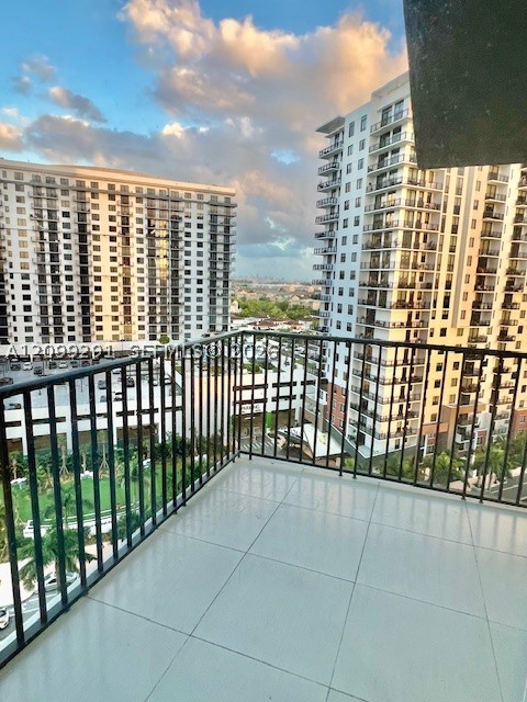 Doral photo 3