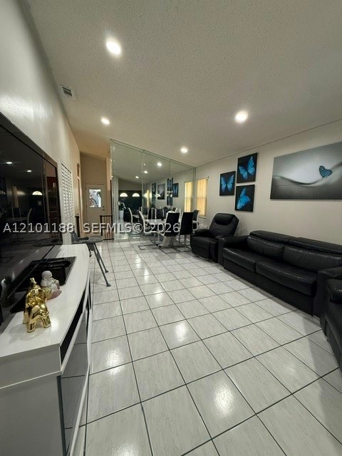 Hialeah photo 3