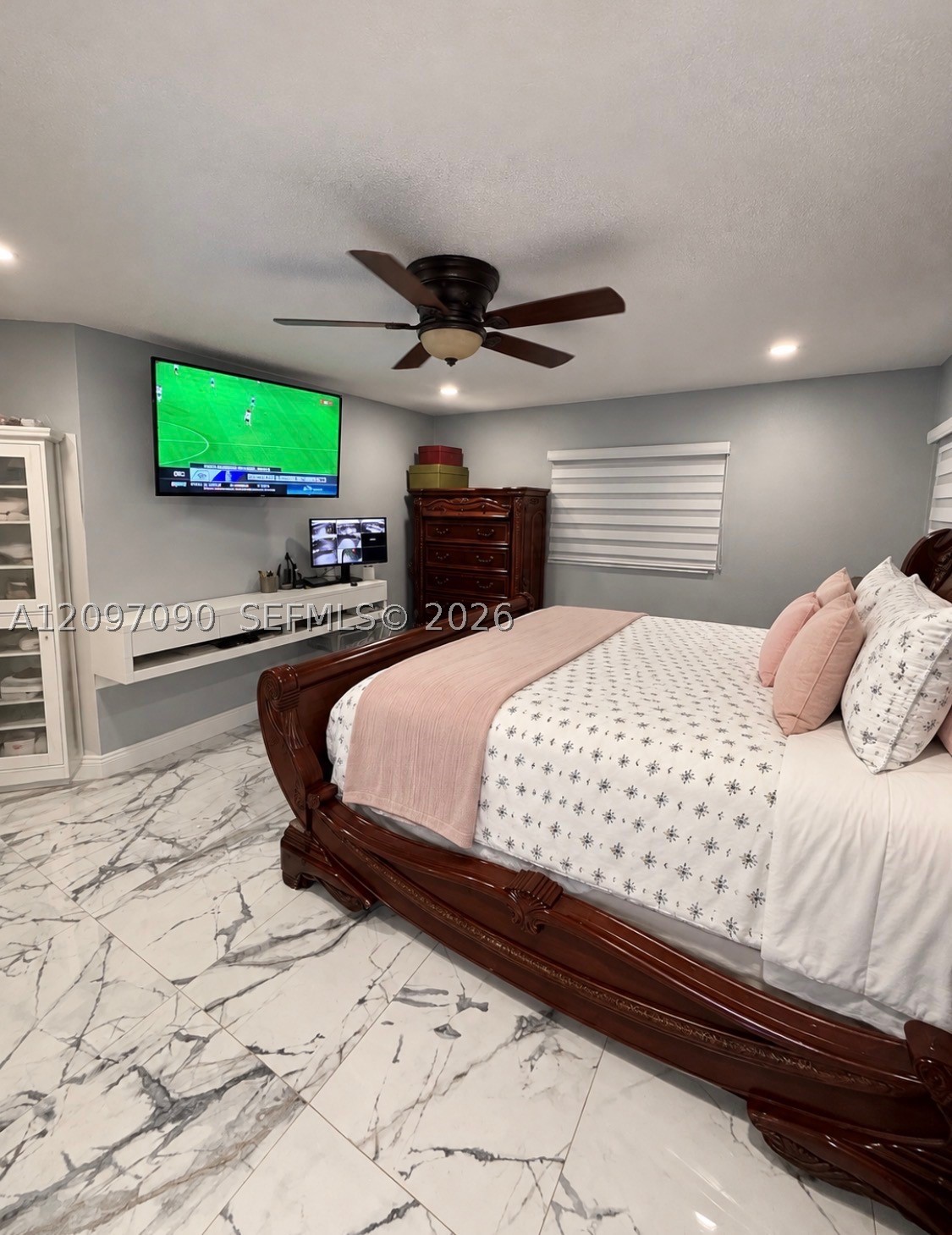 Pembroke Pines photo 5
