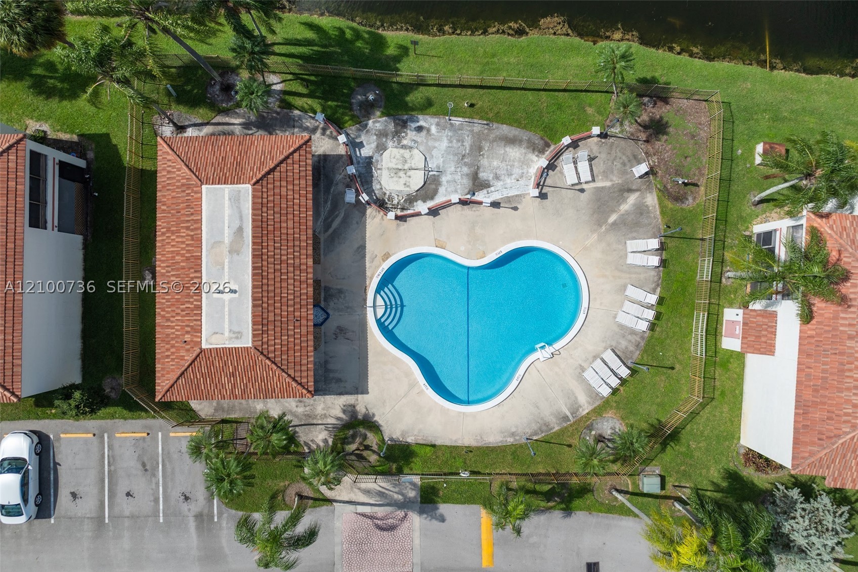 Pembroke Pines photo 2