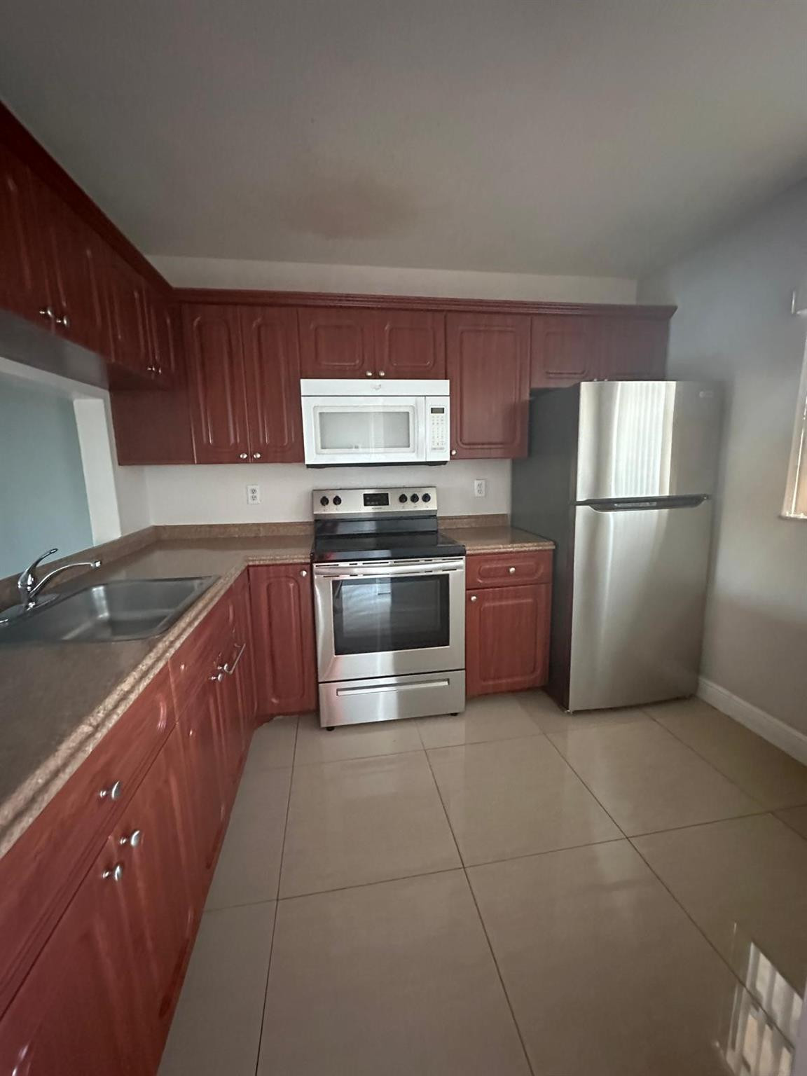 Pembroke Pines photo 5