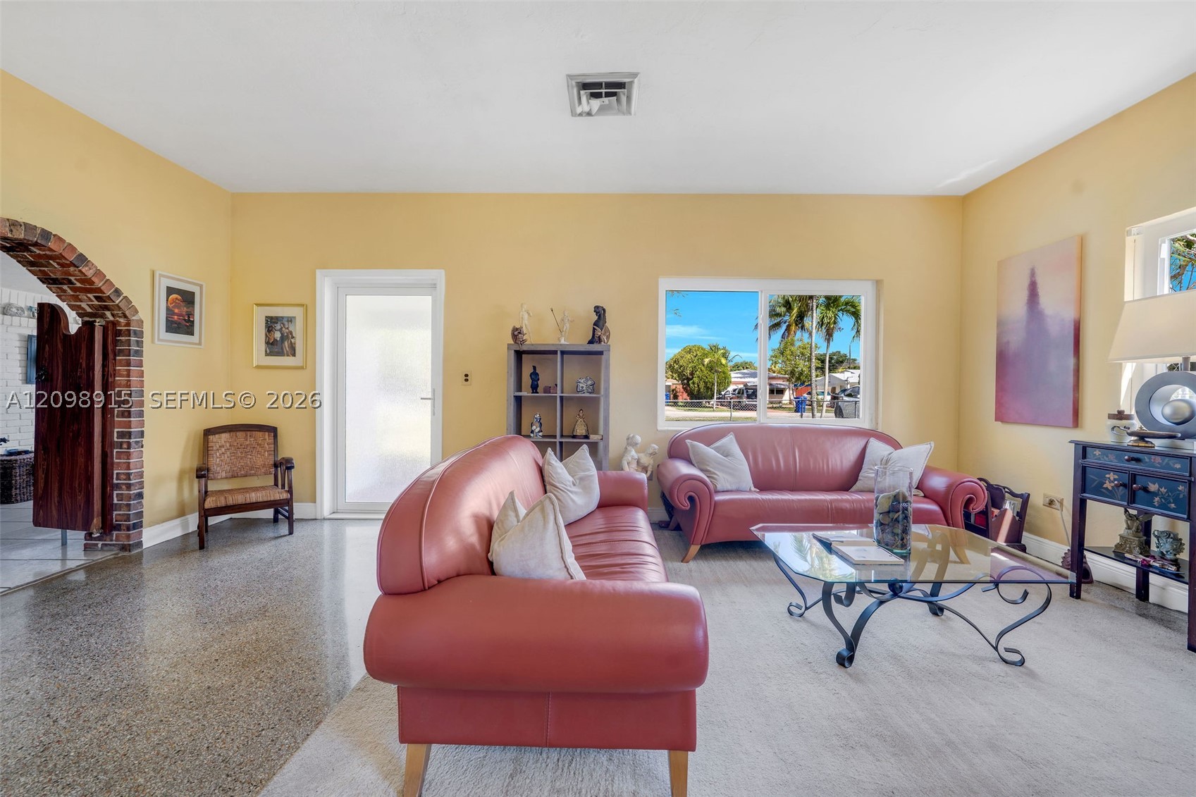 North Miami Beach photo 2