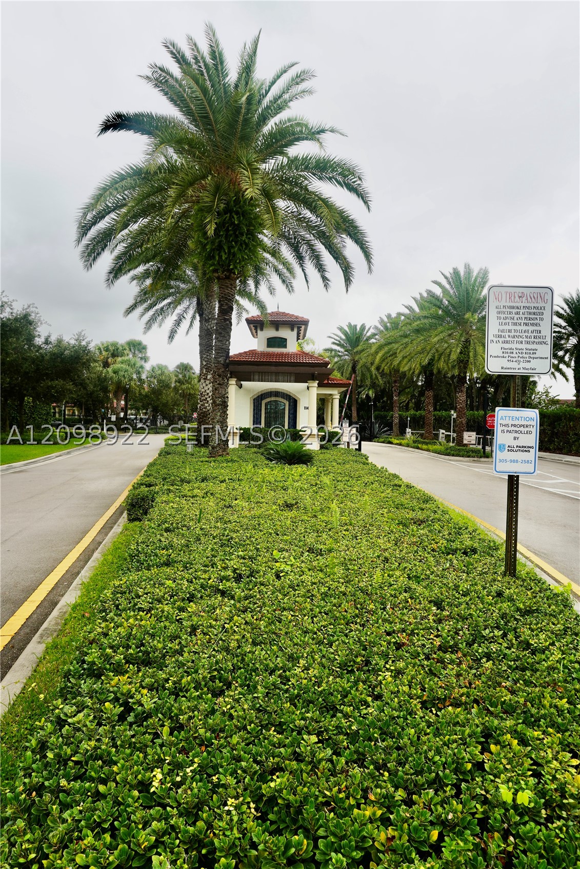 Pembroke Pines photo 3